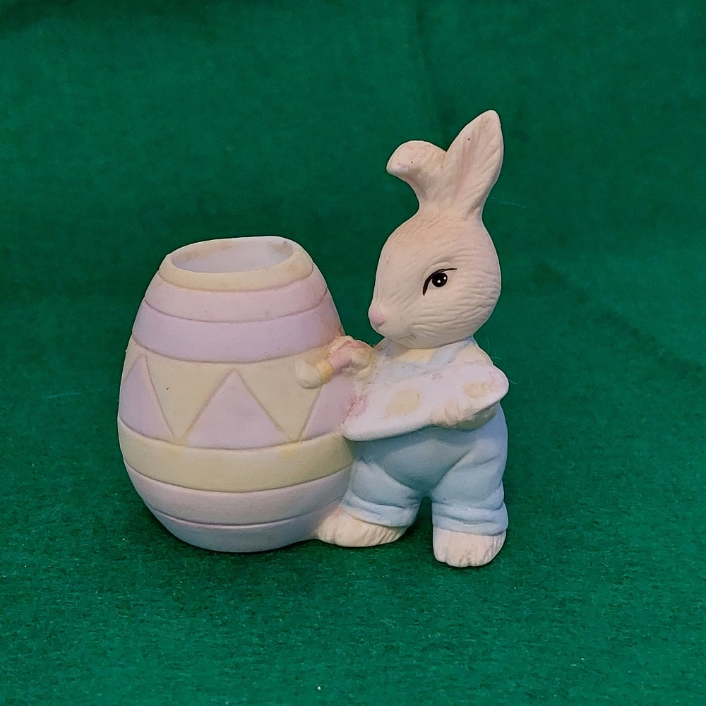 JADE COLLECTION,  CERAMIC EASTER BUNNY PAINTING